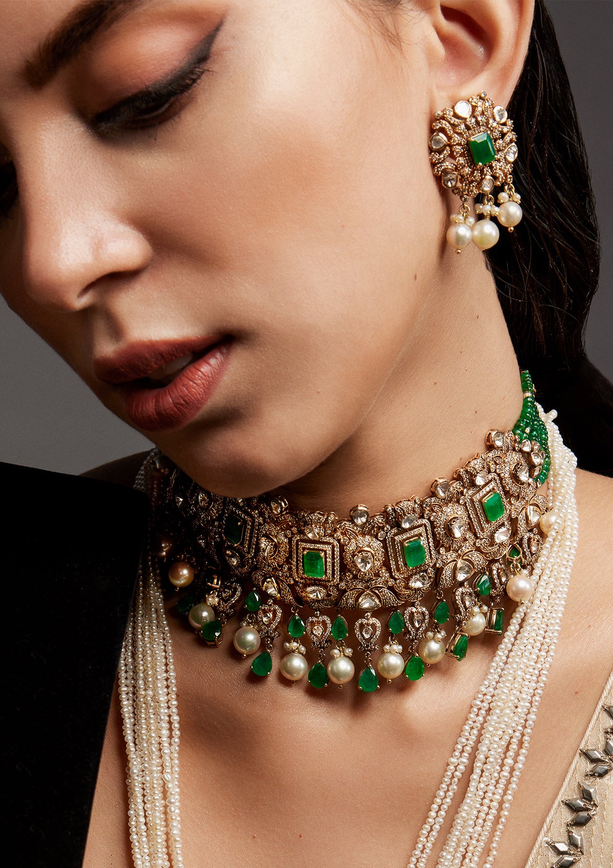 Gulbano Necklace Set