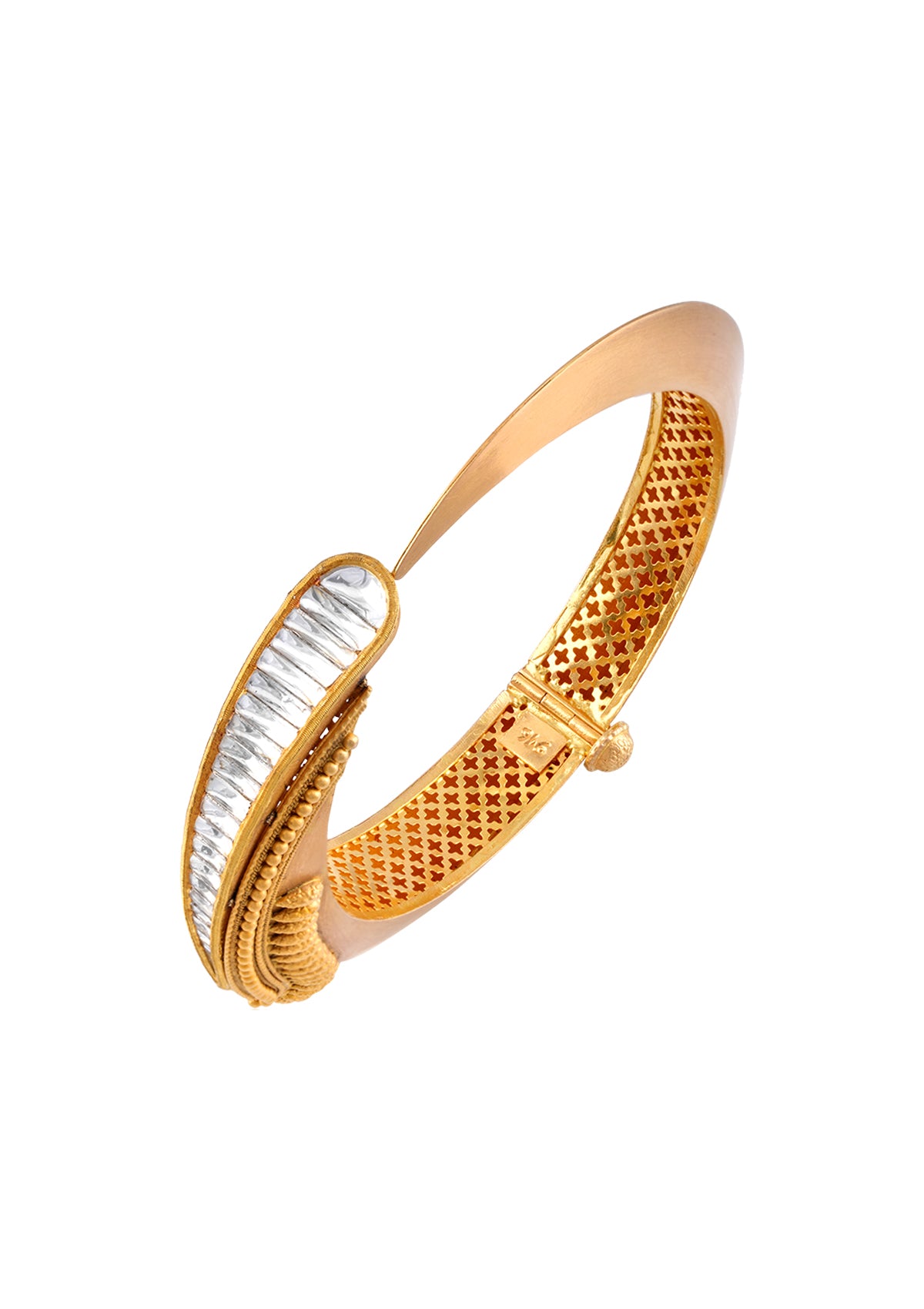 Noori Bangle